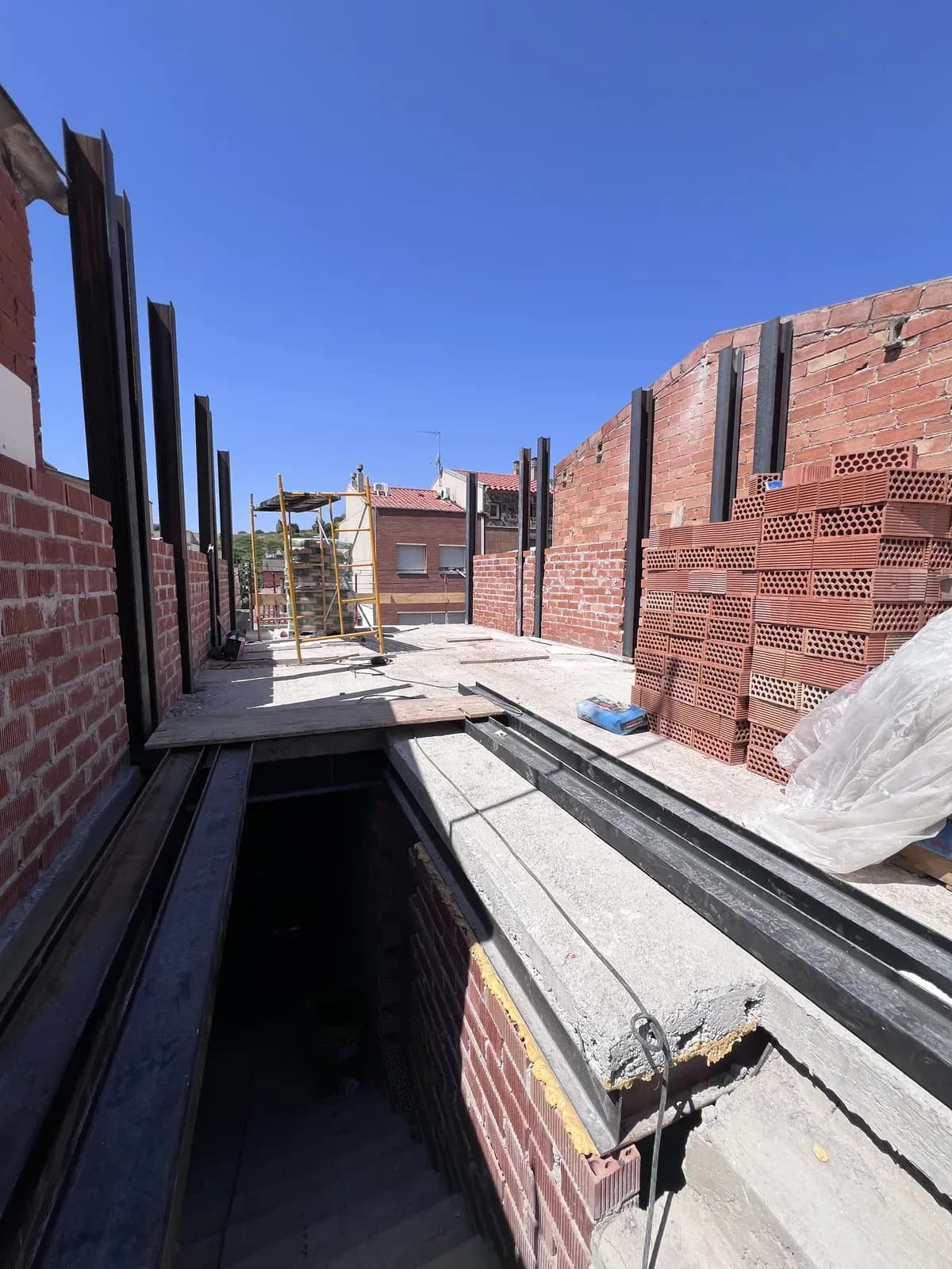 Heading Towards the Third Floor - Image 2