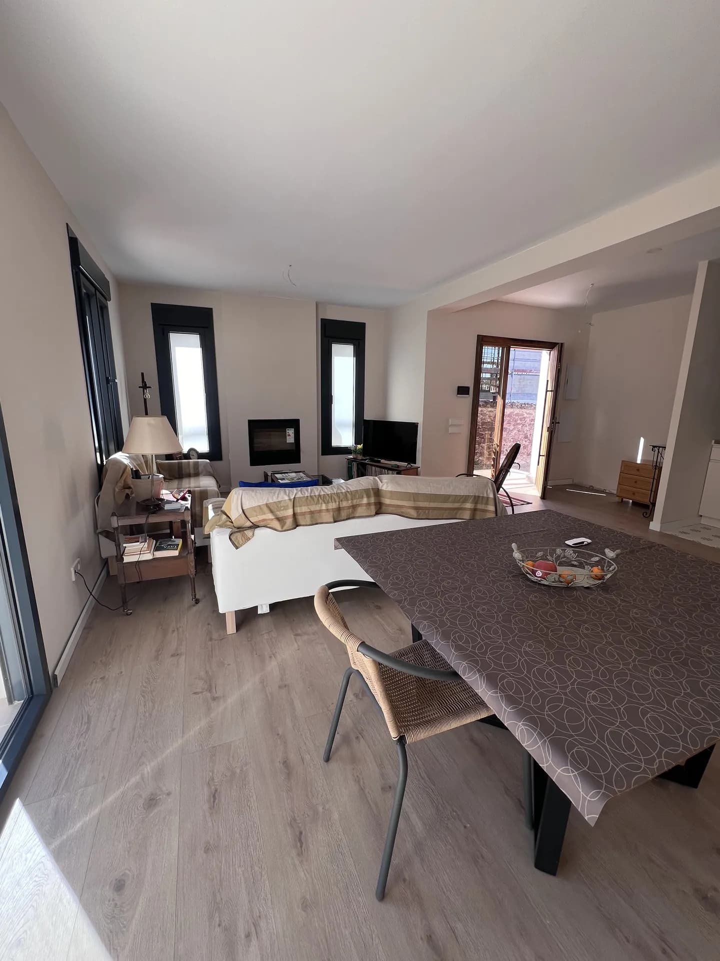 El Interior Terminado - Image 2